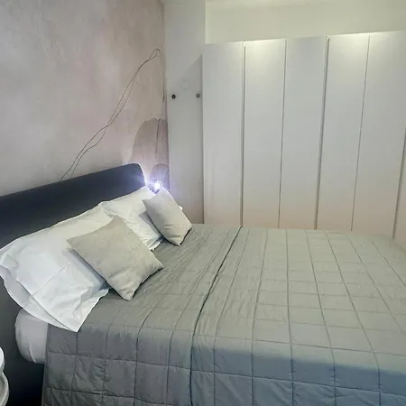 Apartament Redi *